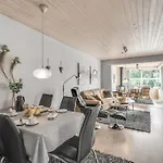 Hébergement de vacances Geert - 900m From The Sea By Interhome