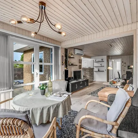 Geert Holiday home Blavand