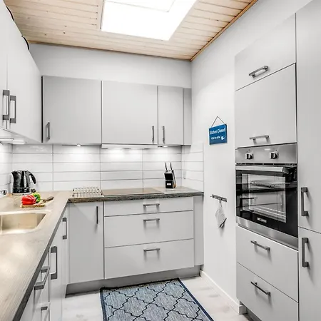 Vakantiehuis Geert - 900m From The Sea By Interhome
