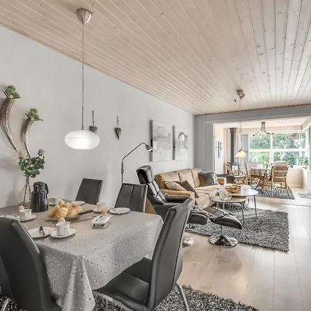 Vakantiehuis Geert - 900m From The Sea By Interhome